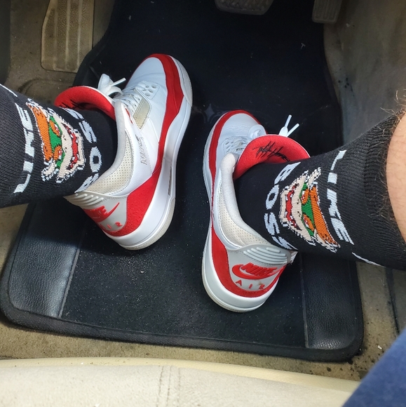 Meet your Posher, Skip - Picture 2 of 7